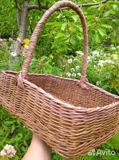 Плетеная корзина