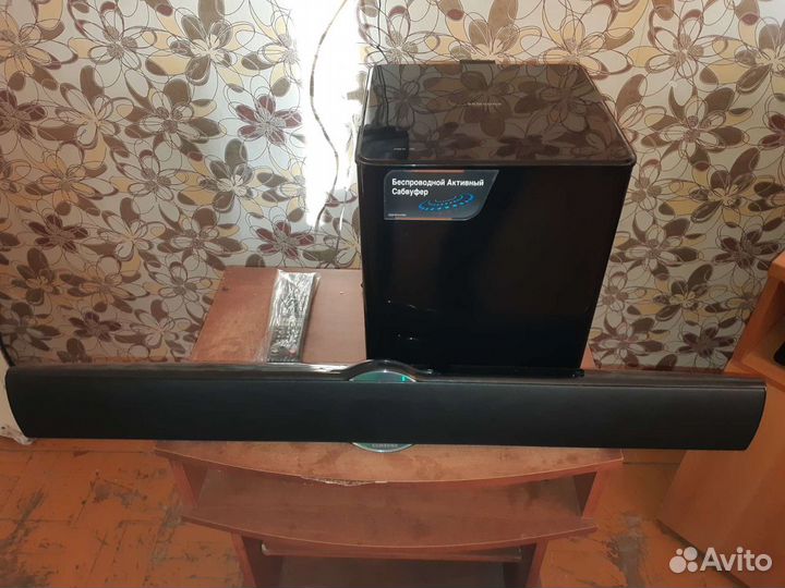 Саундбар samsung HT-E8200