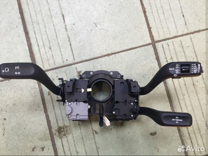 Блок подрулевых переключателей Порше Кайен