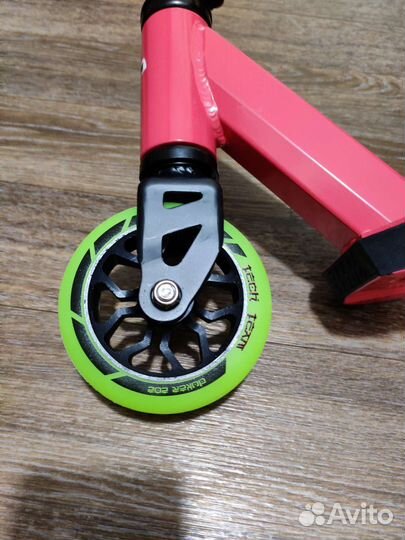 Трюковой самокат Tech Team Duker 202