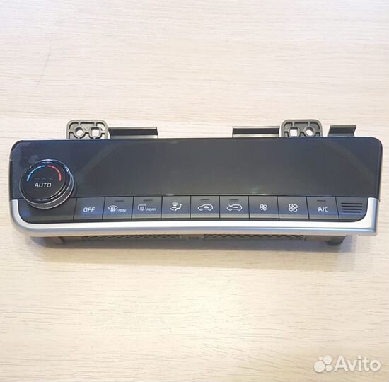 Новый блок климат-контроля Kia Seltos