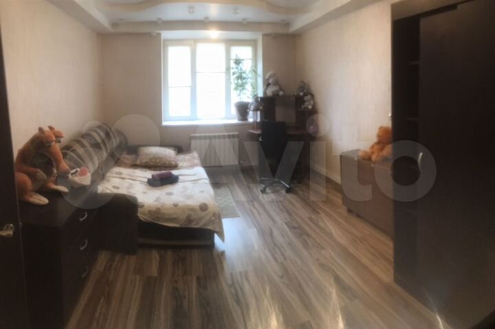 Комната 18 м² в 2-к., 7/17 эт.