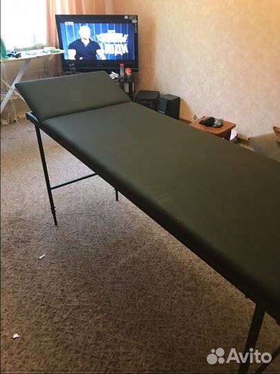 Кушетка для шугаринга