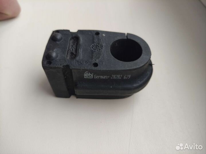 Втулки стабилизатора Megane II