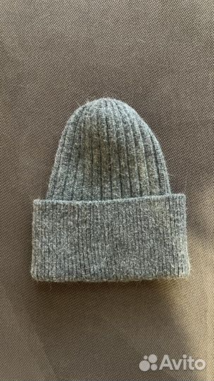 Женская шапка