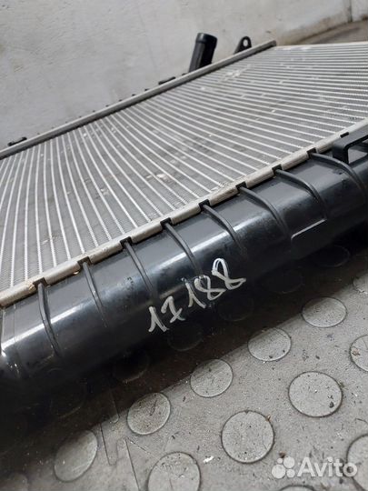 Радиатор охлаждения двигателя Chevrolet Trailblazer, 2001