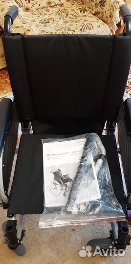 Инвалидное кресло-коляска