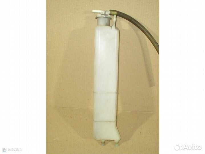 Бачок расширительный на mitsubishi pajero IO H76W