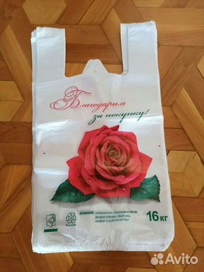 Свежие лепестки роз Букеты из роз