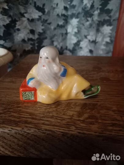 Статуэтка миниатюра старец