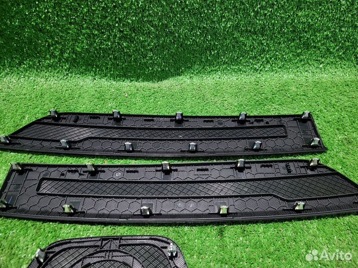 Сетка накладка торпеды Mercedes Gls Gle Gl w166
