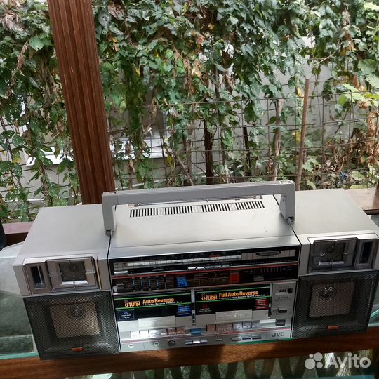 Музыкальный центр