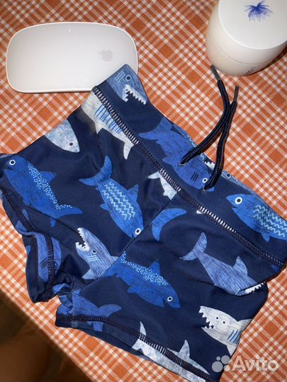 Плавательный костюм