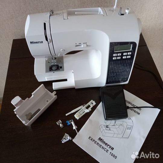 Швейная машина Minerva Experience 1000