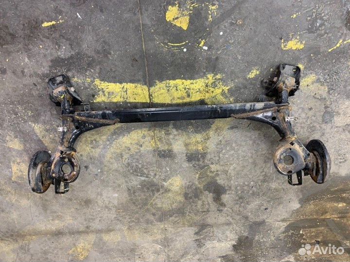 Балка заднего моста задняя Skoda Rapid седан CWV