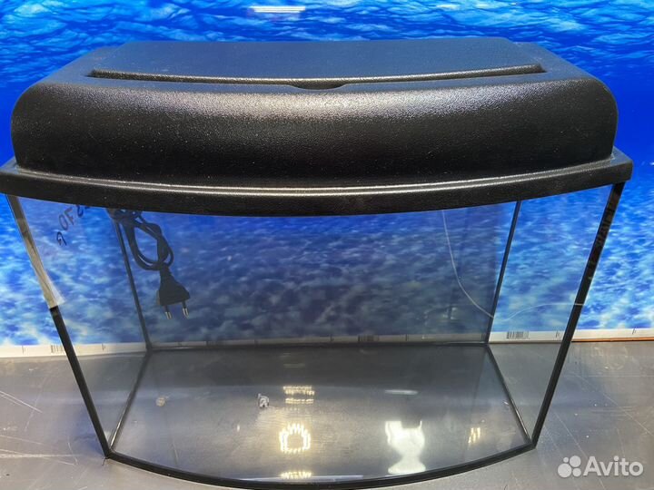 30 л. С пластиковой крышкой