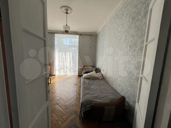 2-к. квартира, 56 м², 4/5 эт.