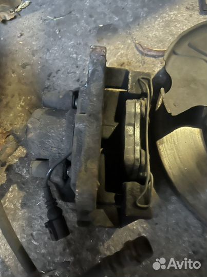 Суппорта VAG Passat B7