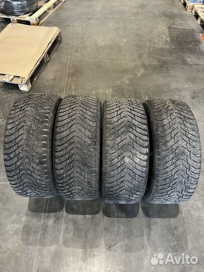Nokian Tyres Hakkapeliitta 8 SUV 255/55 R18 110