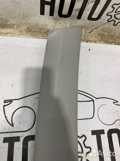 Накладка стойки передняя правая Toyota Corolla 150