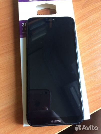 Телефон huawei p20 lite