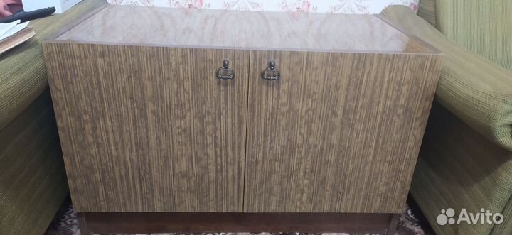 Тумба под телевизор