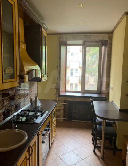 Комната 18 м² в 3-к., 3/5 эт.