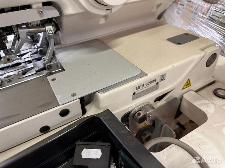 Петельная машина с глазком juki MEB3200S