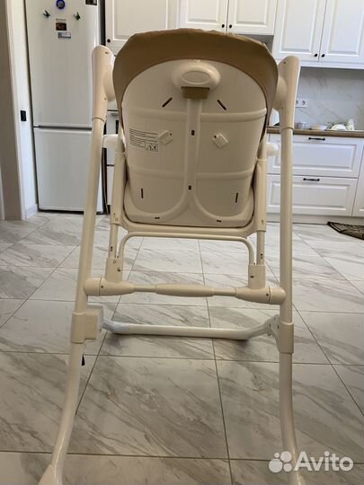 Стульчик для кормления и электрокачеля