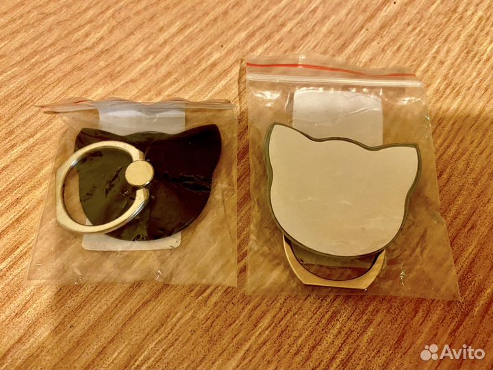 Держатель для телефона на палец