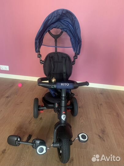 Трехколесный велосипед QPlay с ручкой