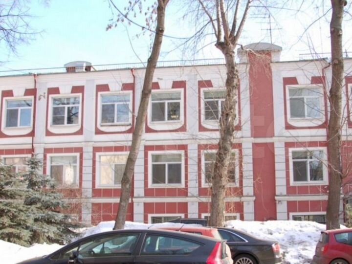 Сдам торговое помещение, 970 м²