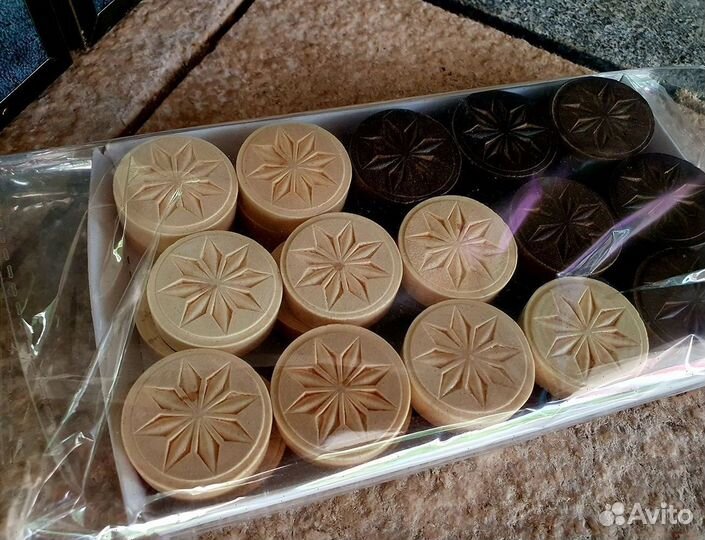 Нарды под стеклом