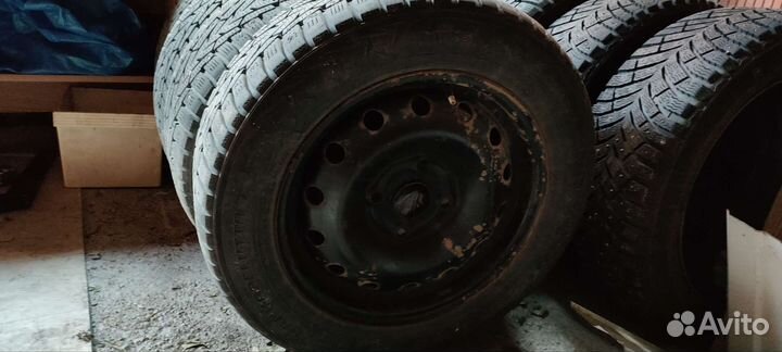 Nokian Tyres Hakkapeliitta 7 185/65 R15