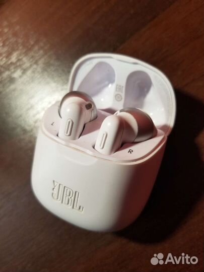 Беспроводные наушники Наушники JBL Tune 225TWS