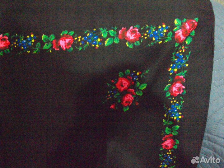 2 шерстяных женских платка СССР