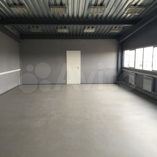 Складское помещение, 1500 м²