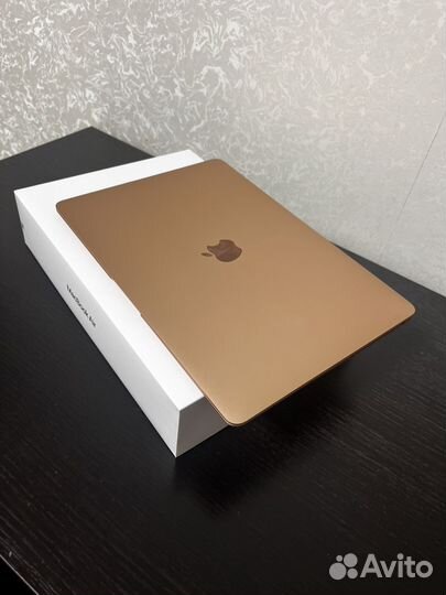 Apple macbook air 13 m1