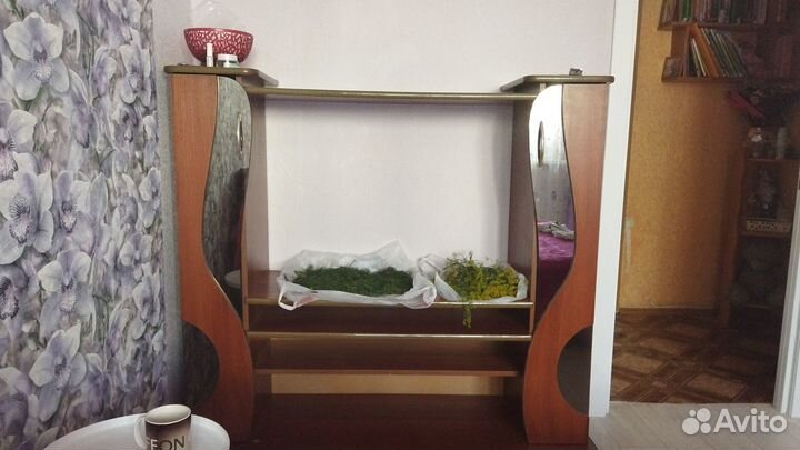 Продам тумбу