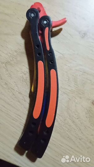 Деревянный нож бабочка