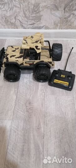 Машина на пульте управления