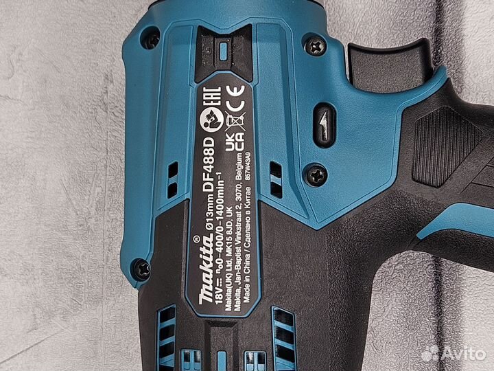 Шуруповёрт Makita 18 В DF488DWE (оригинал, новый)