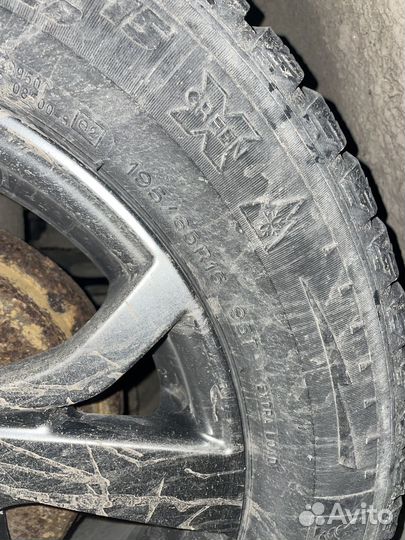 Michelin X-Ice 195/65 R15