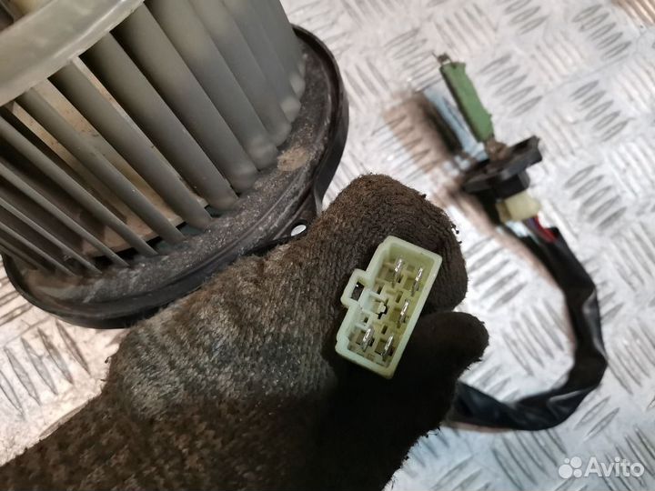 Моторчик отопителя Geely MK 1