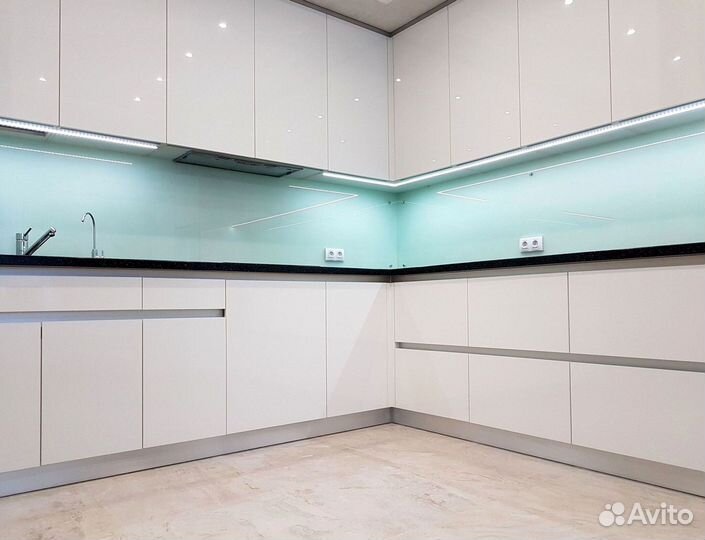 Современная кухня под ключ