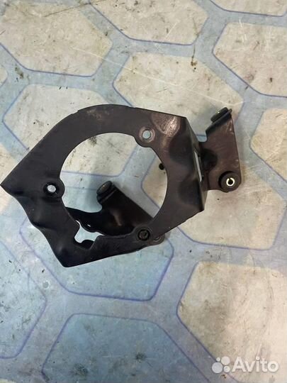 Кронштейн 7l0906287