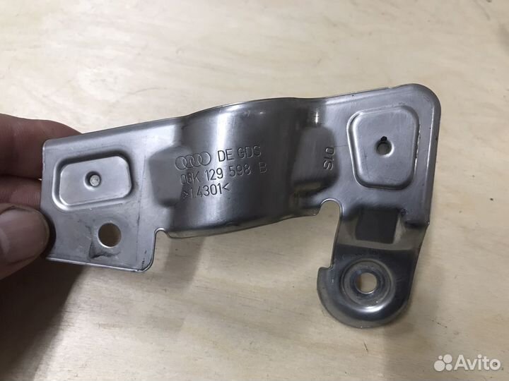 Тепловой экран 06K129598B Passat B8