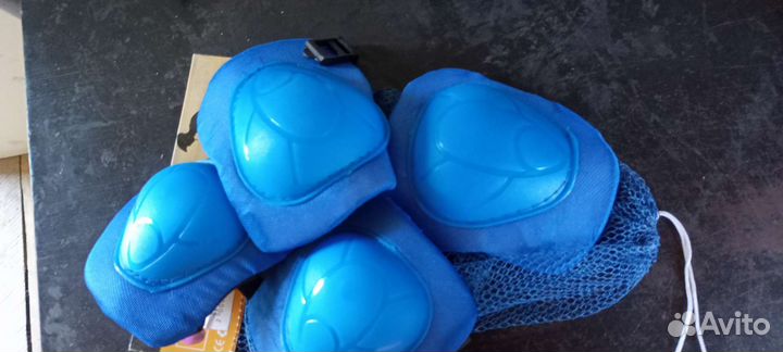 Наколенники для роликов