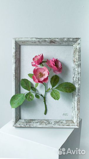 Картина с кустовой розой ручной работы