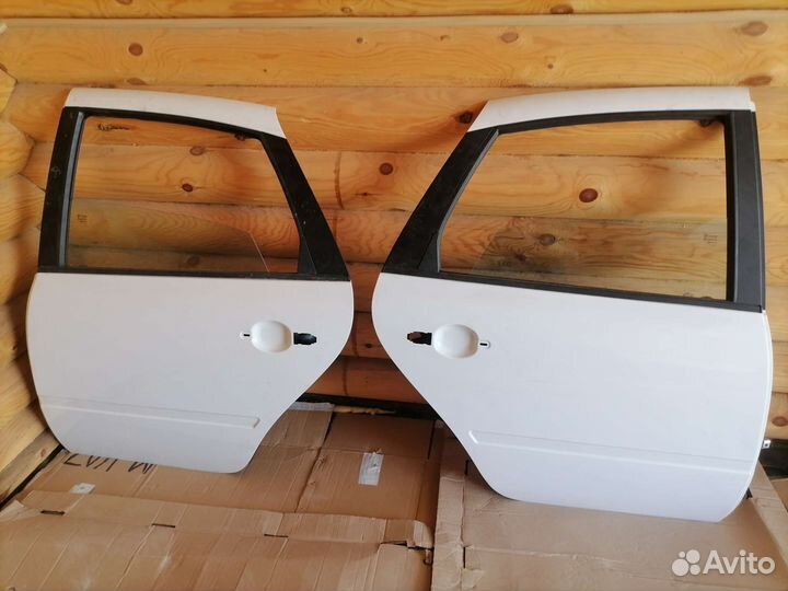 Дверь задняя левая LADA granta лифтбек